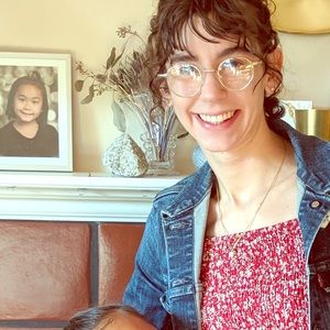 Meet your Posher, Becca